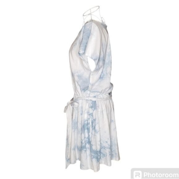 NWT Lulus On A Road Trip Blue Tie Dye Short Sleeve Romper Size Medium - Picture 4 of 10